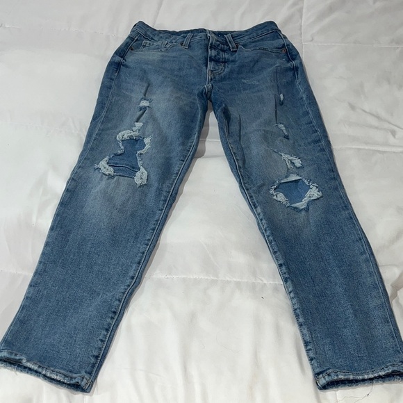 👖Women's Old Navy OG Straight Button-Fly Closed Distressed Jeans - Picture 2 of 4